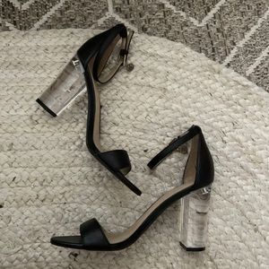 GUESS heels
